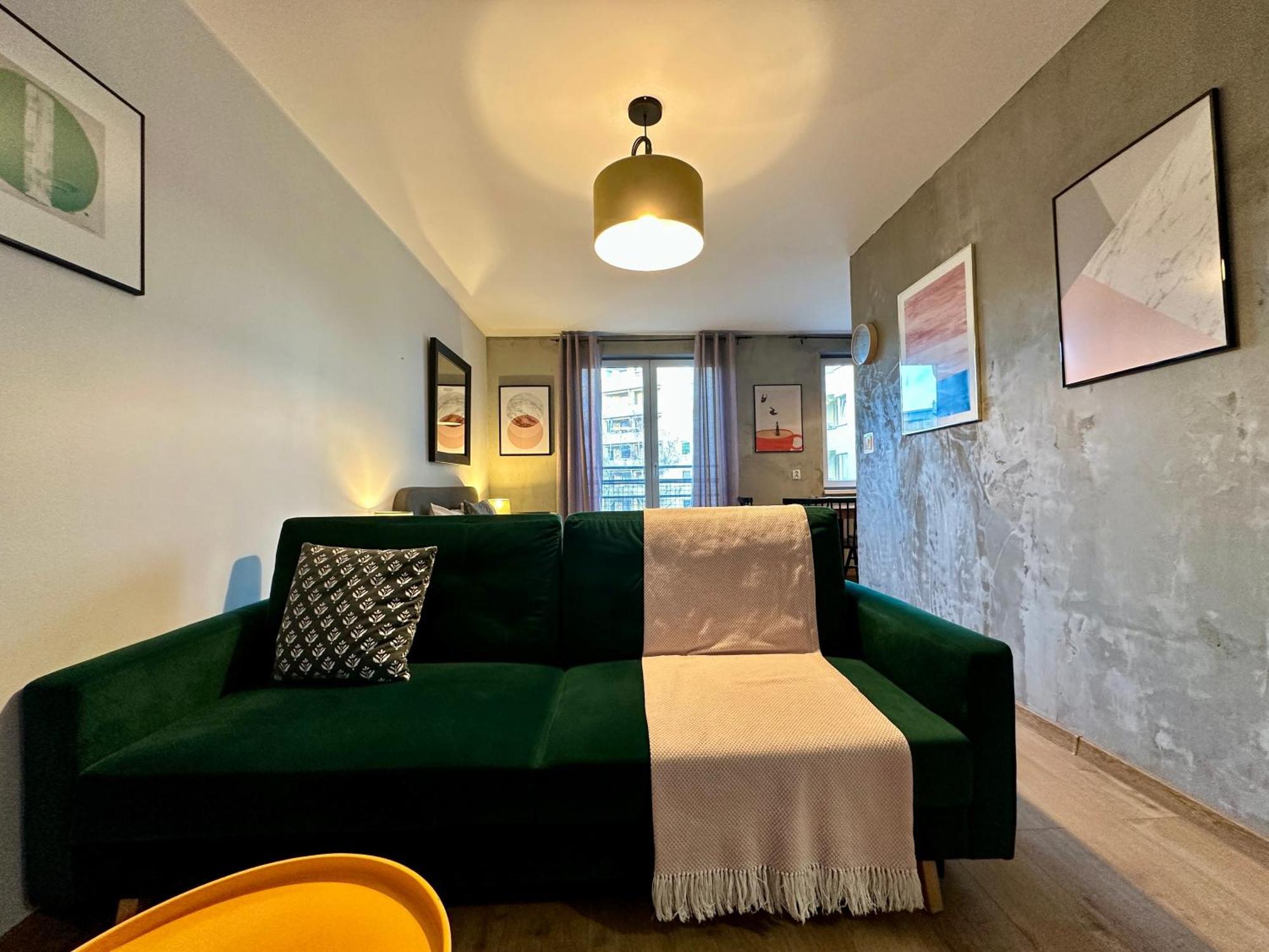 Apartament Szafranowy *